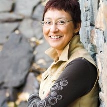 Marilyn Dumont colour photo